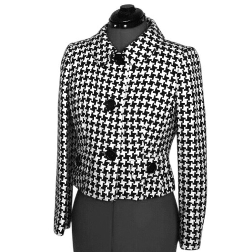 $290 Liz Claiborne Black/ Ivory Houndstooth Jacket Size 10